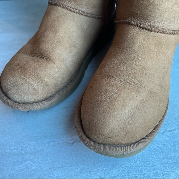 Ugg Classic Short Boot Brown Chestnut Womens 5 EU 36 - Picture 5 of 10